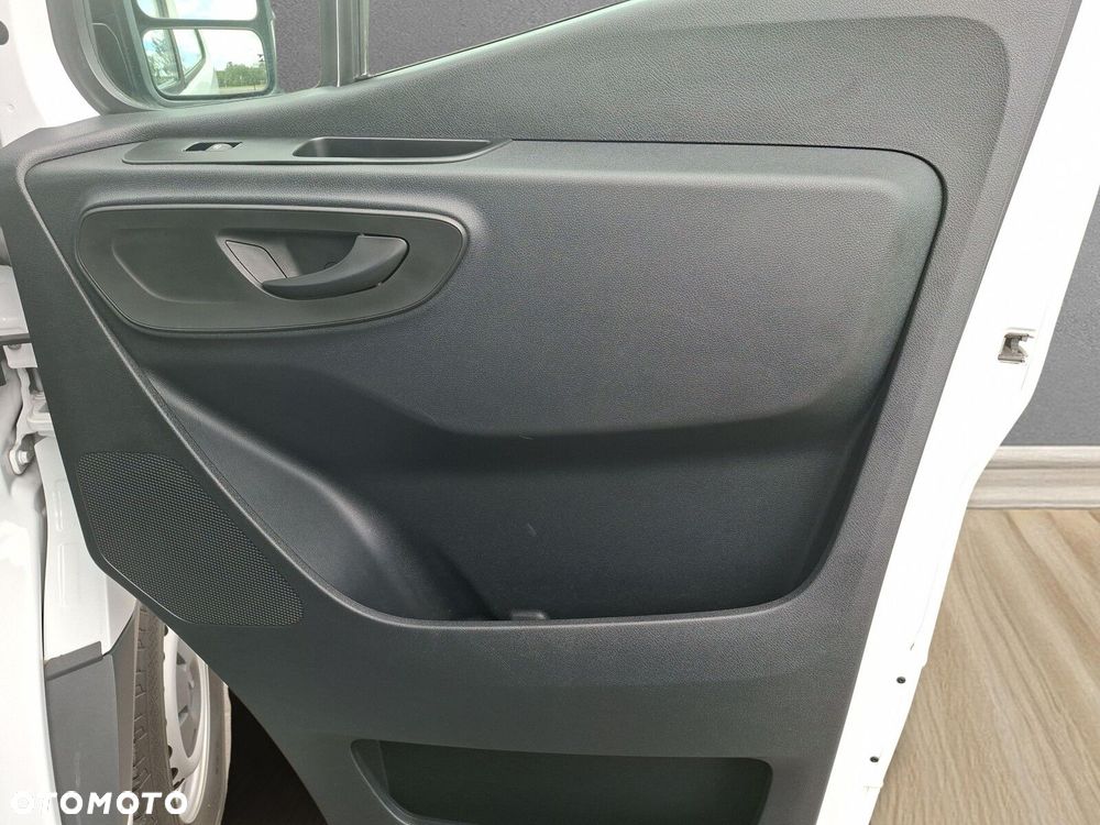 Mercedes-Benz eSprinter Polski salon/ 1 WŁ/ Bezwypadkowy/ FV23% - 19