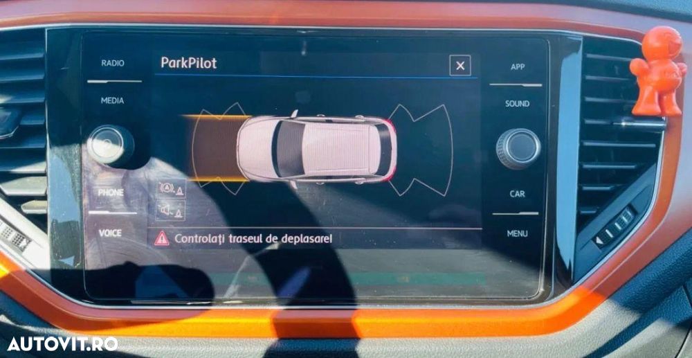 Volkswagen T-Roc 1.0 TSI Design - 6