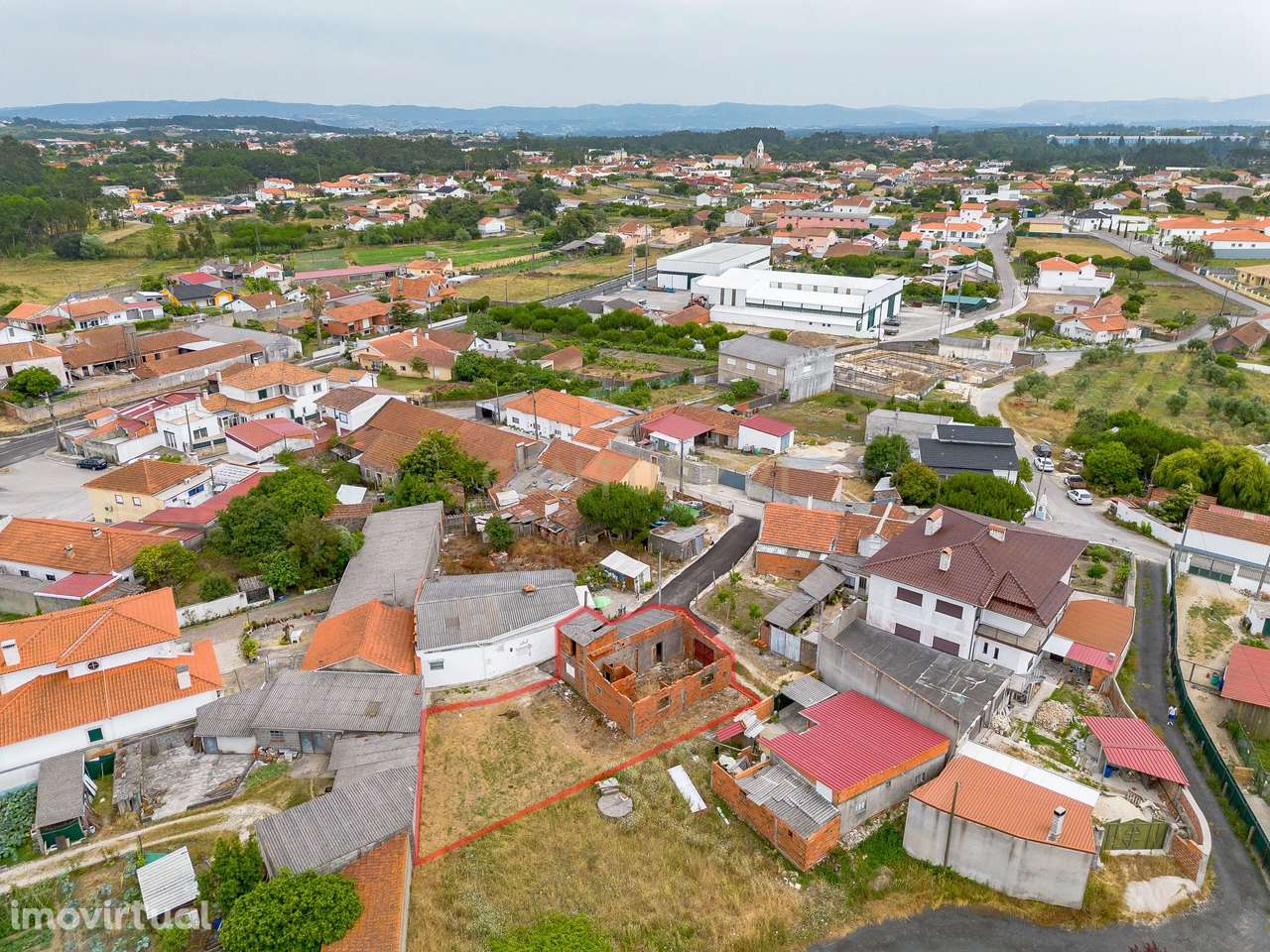 Casa para Recuperação em Maceira, Leiria  com terreno. - Grande imagem: 2/26