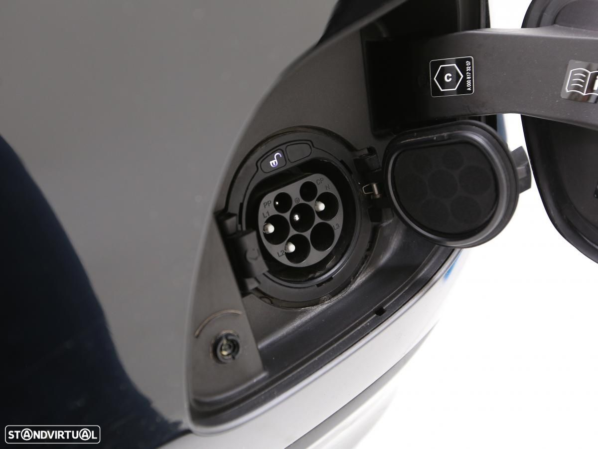 Mercedes-Benz GLC 300 Coupe de 4Matic 9G-TRONIC AMG Line - 16