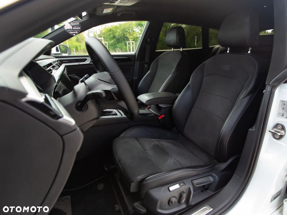 Volkswagen Arteon 2.0 TDI SCR 4Motion DSG R-Line - 17