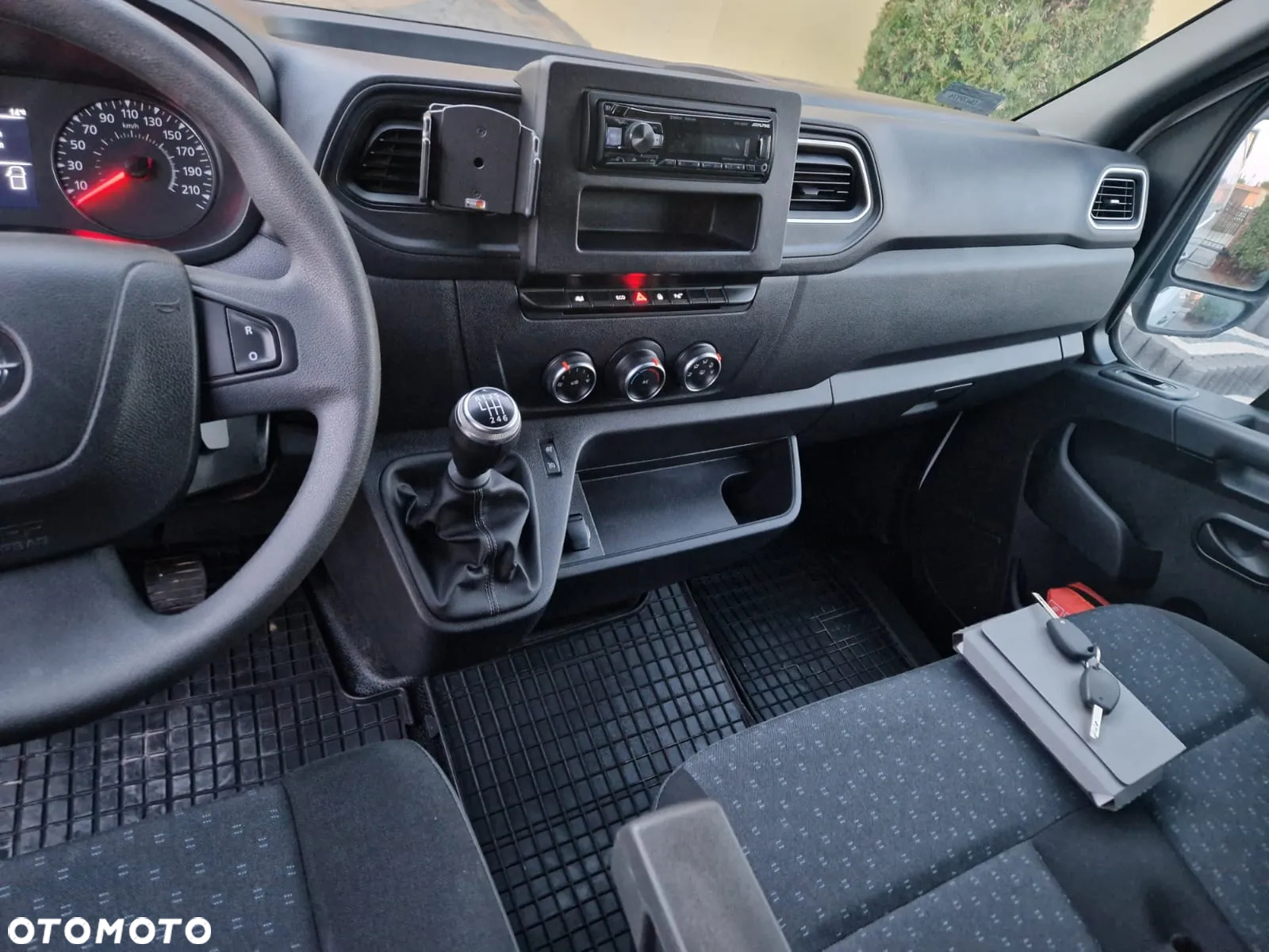 Opel Movano - 10