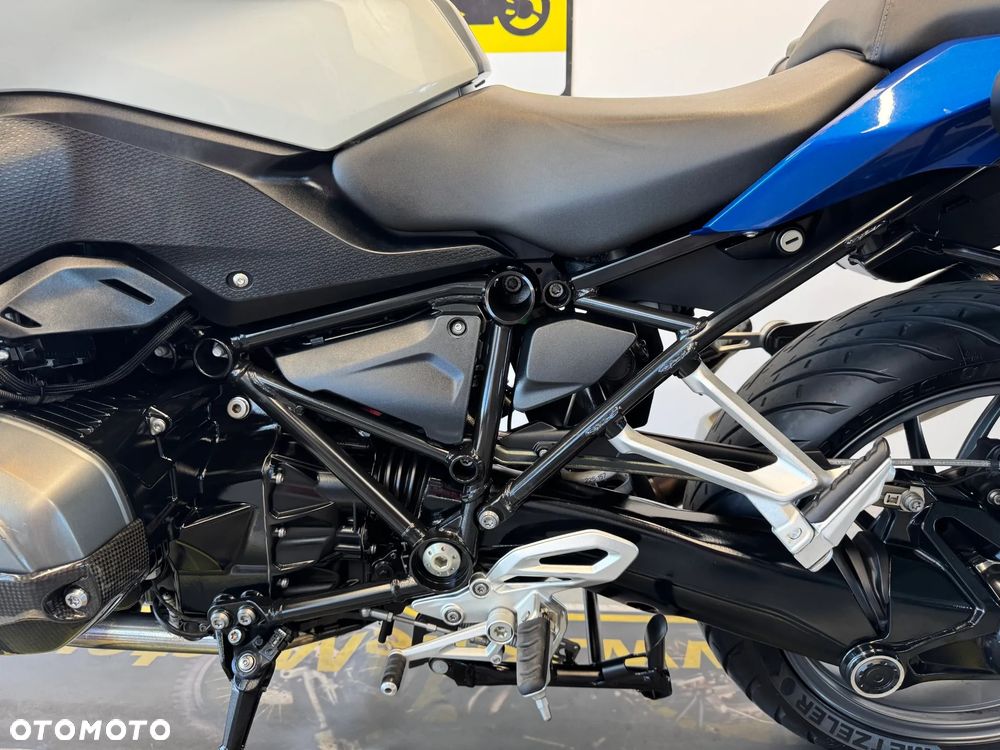BMW R - 24