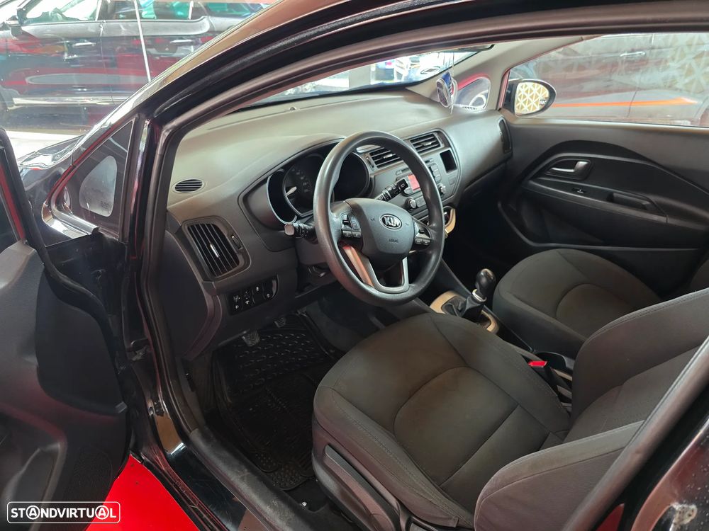 Kia Rio 1.1 CRDi - 9
