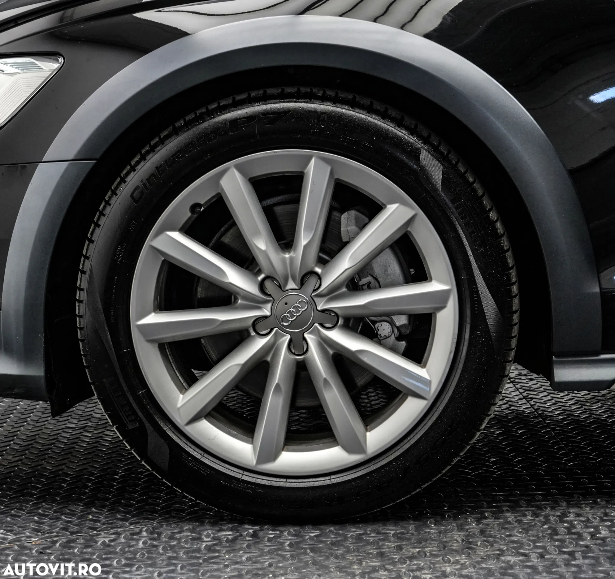 Audi A6 Allroad 3.0 TDI Quattro S tronic - 29