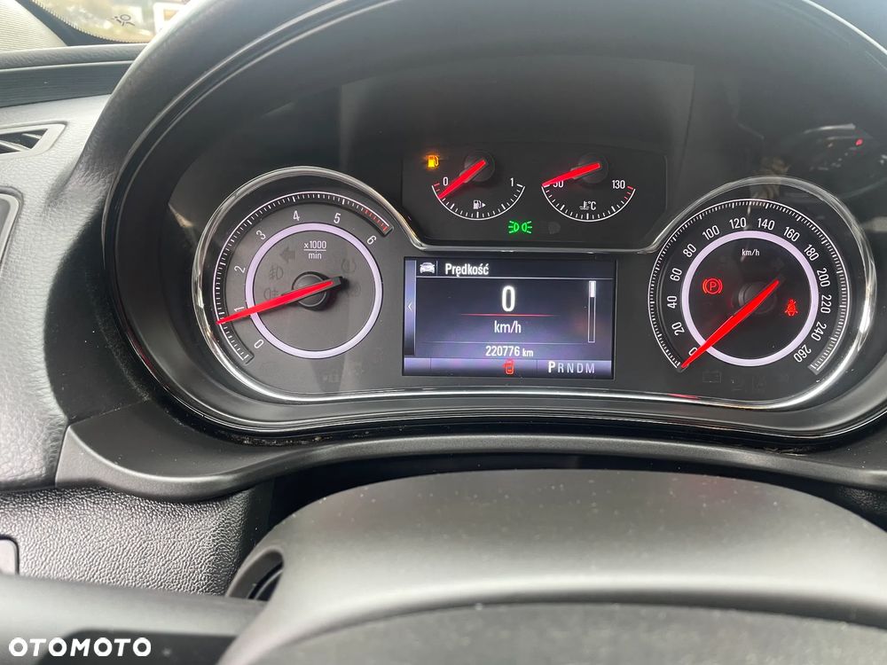 Opel Insignia 2.0 CDTI 4x4 Sports Tourer - 11