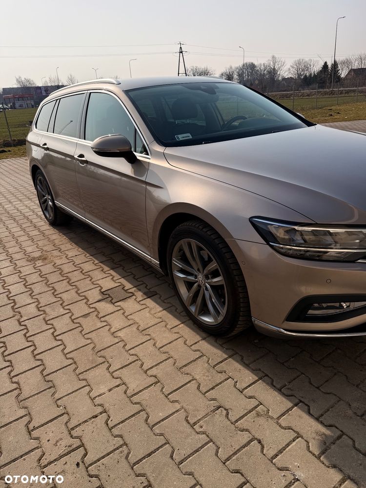 Volkswagen Passat 2.0 TDI Elegance DSG - 5