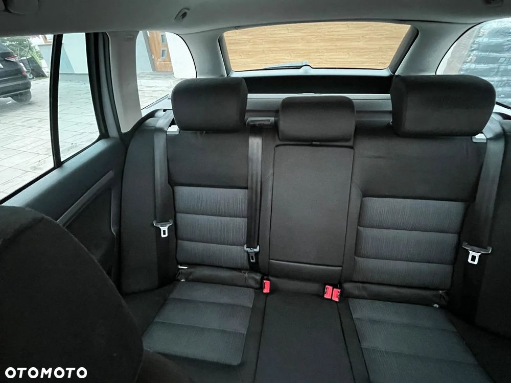 Skoda Octavia 2.0 TDI DSG Elegance - 10