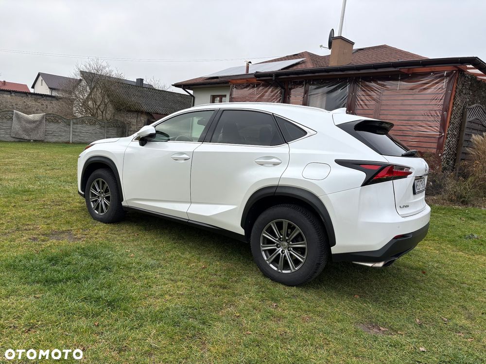 Lexus NX 200t Elite AWD - 10