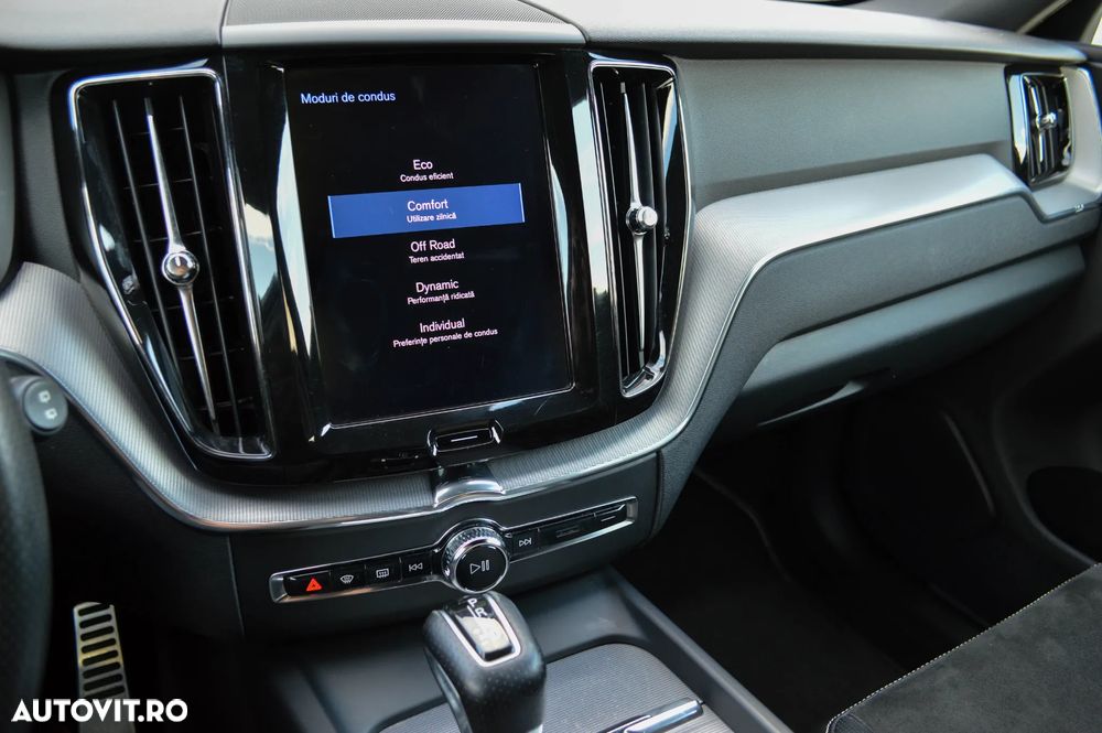 Volvo XC 60 D4 AWD Geartronic RDesign - 20