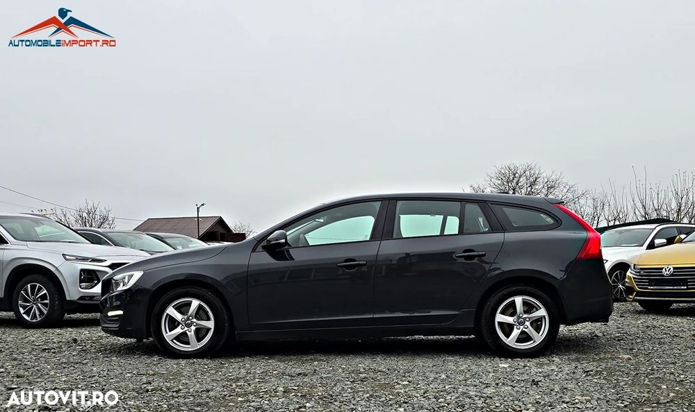 Volvo V60 D3 Geartronic Momentum - 18