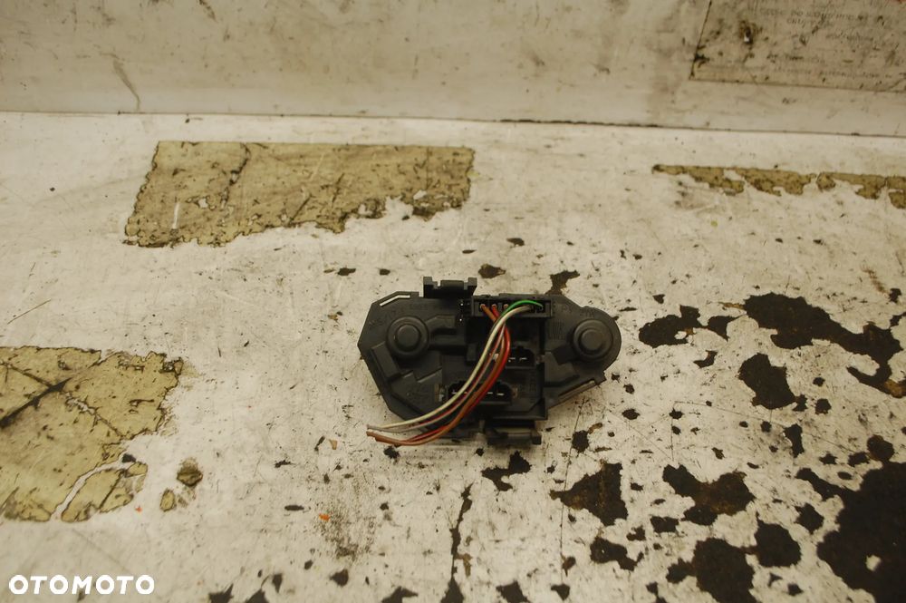 WKŁAD LAMPY LEWY PRAWY TYŁ TYLNY SEAT LEON I 1M6945257 1M6945258 - 4
