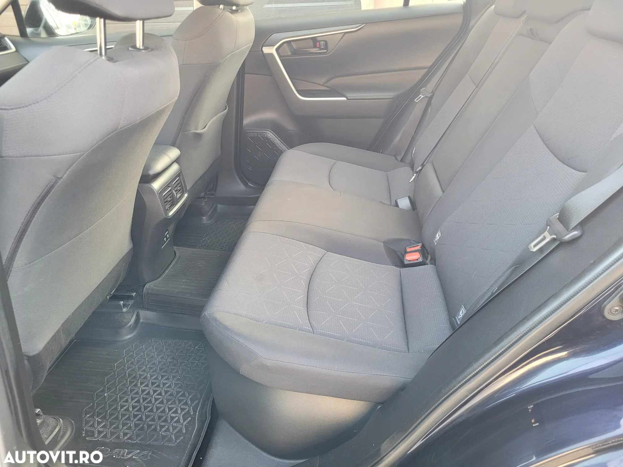 Toyota RAV4 2.5 4x2 Hybrid - 8