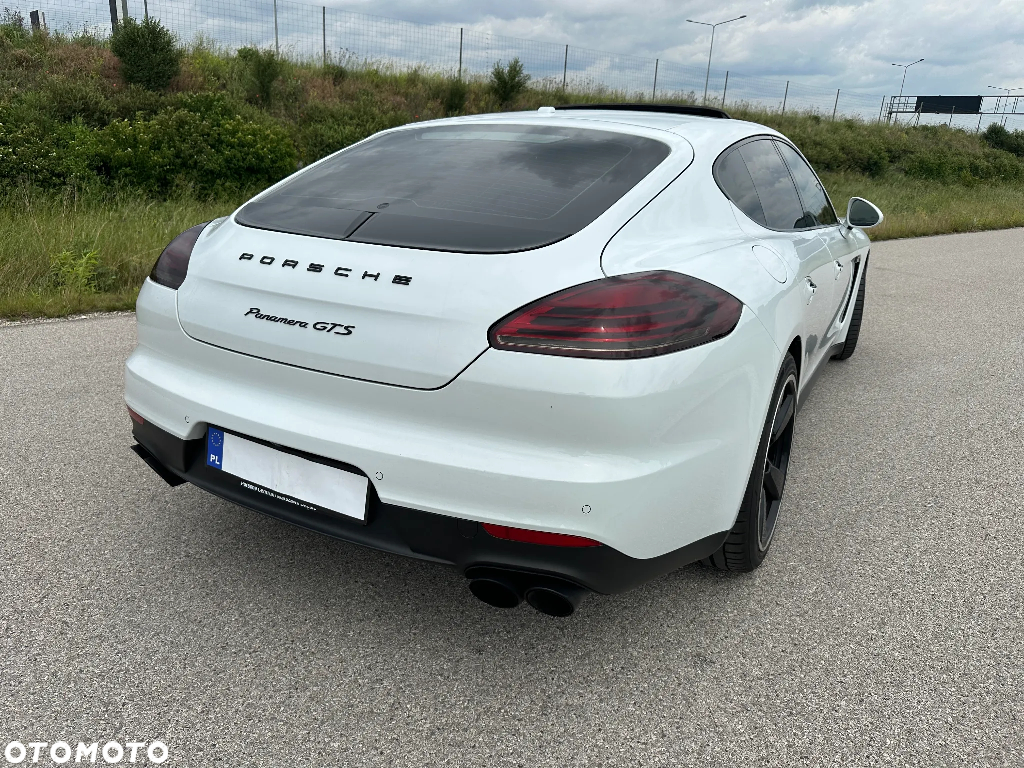 Porsche Panamera GTS PDK - 9