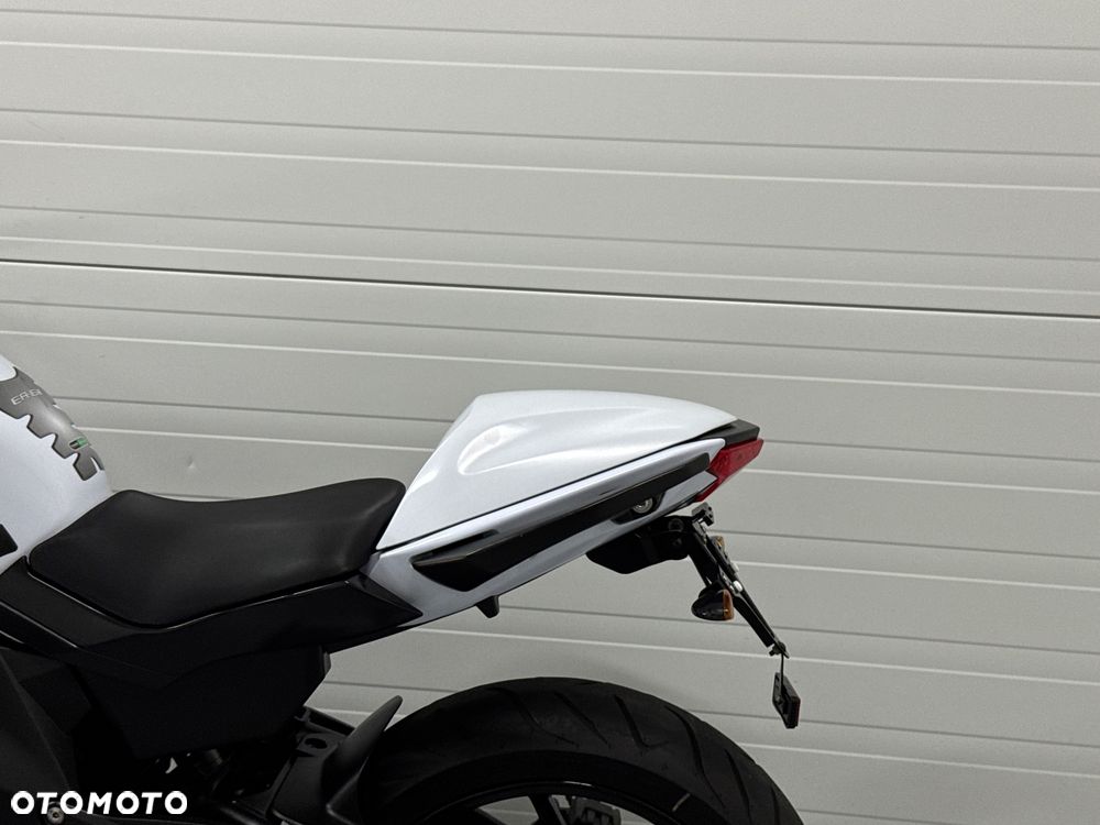 Kawasaki ER - 21