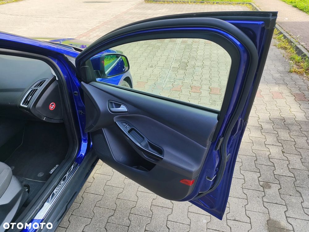Ford Focus 1.0 EcoBoost Titanium ASS - 38