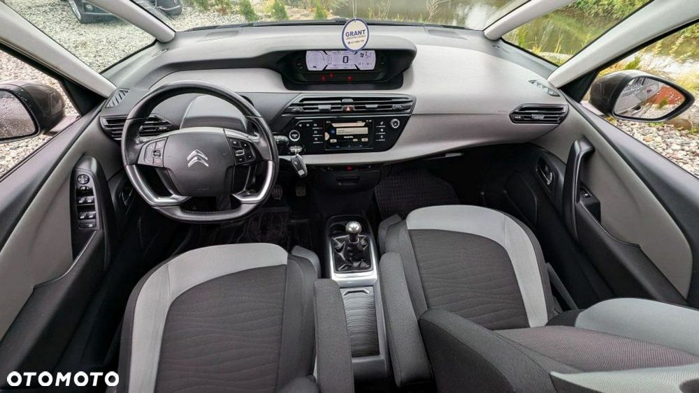 Citroën C4 Picasso - 24