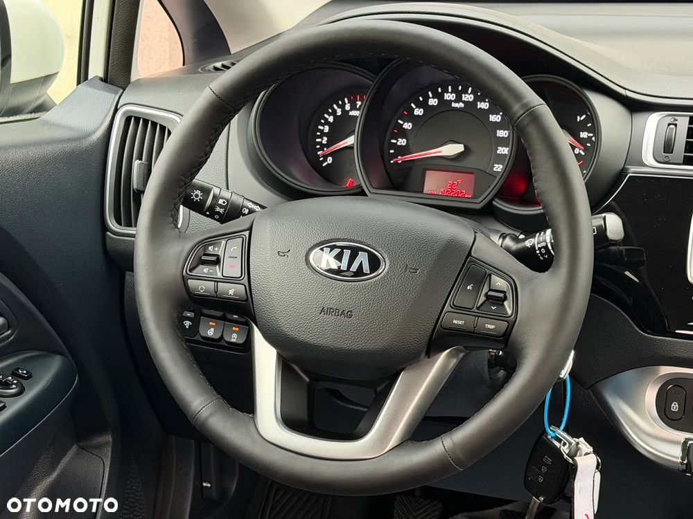 Kia Rio 1.4 ISG Uefa Euro 2016 - 29