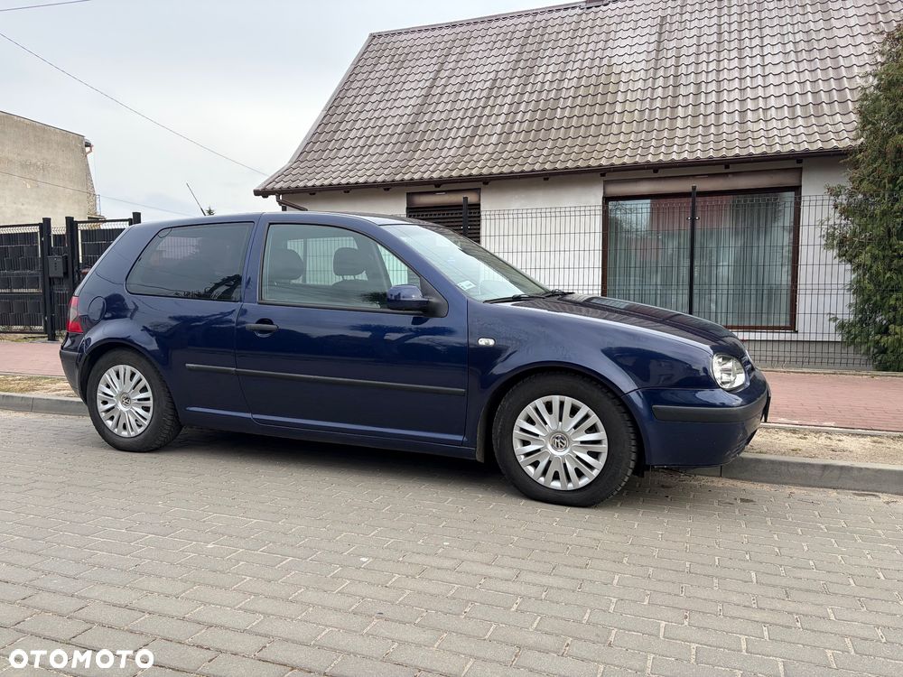 Volkswagen Golf 1.9 TDI Comfortline - 32