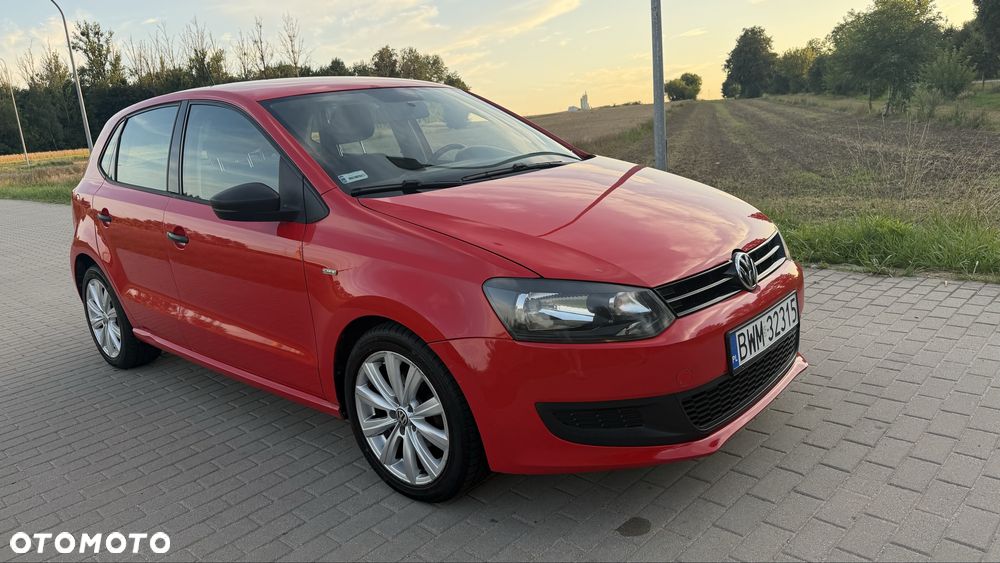 Volkswagen Polo - 2