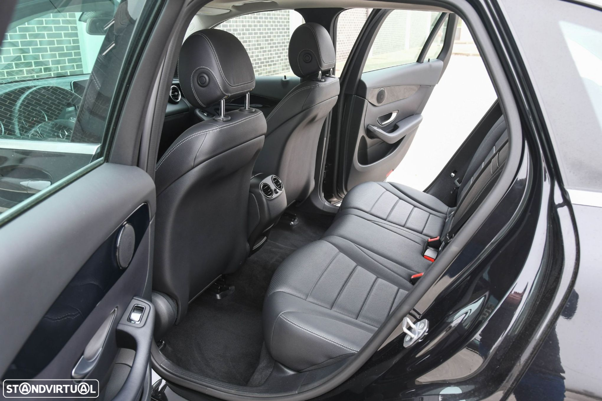 Mercedes-Benz GLC 250 d 4-Matic - 27