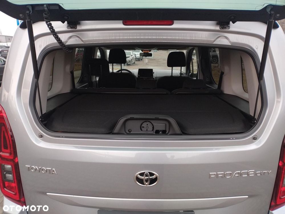 Toyota Proace City Verso 1.5 D-4D Business - 12