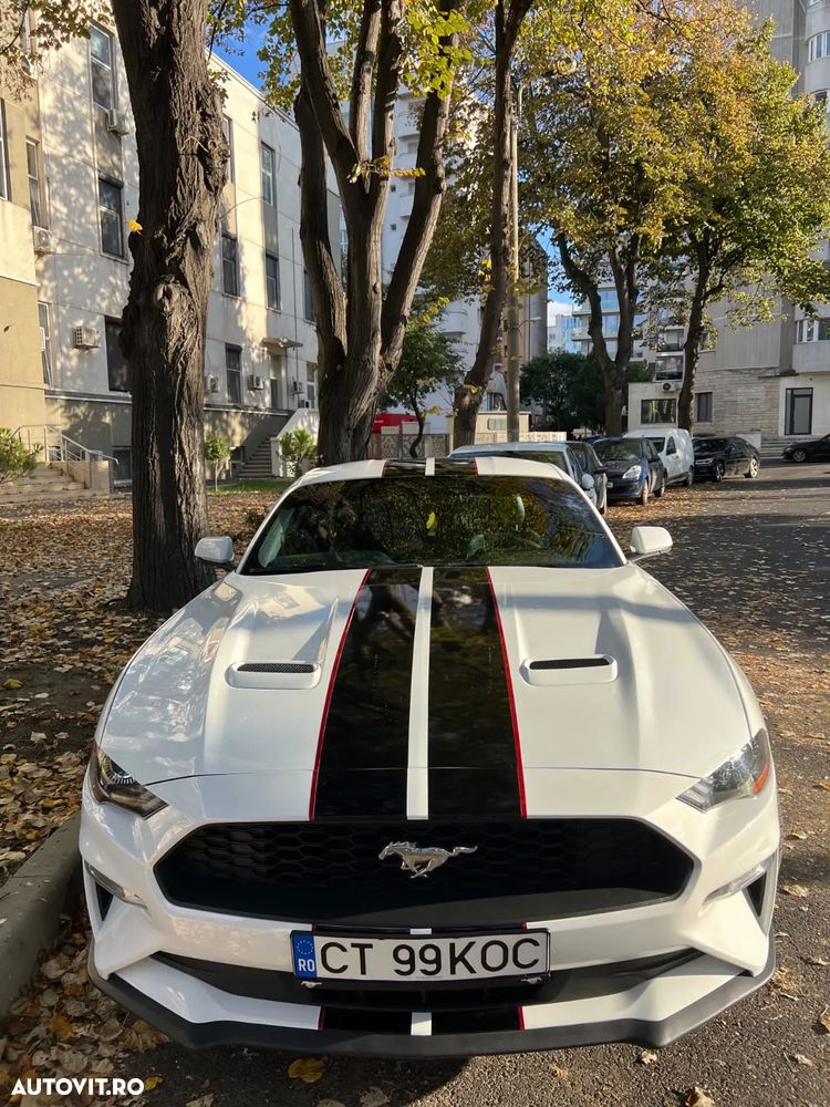 Ford Mustang 2.3 Eco Boost Aut. - 5