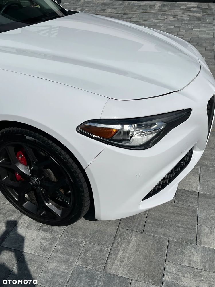 Alfa Romeo Giulia 2.0 Turbo TI Q4 - 15