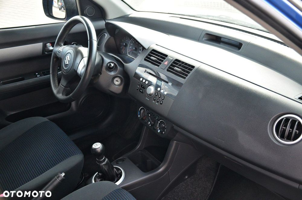Suzuki Swift - 17