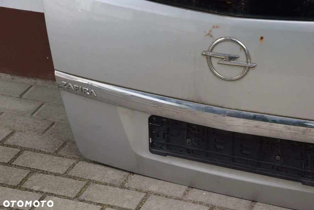 Opel Zafira B 05-14 Klapa bagażnika srebrna kompletna Z157 - 2