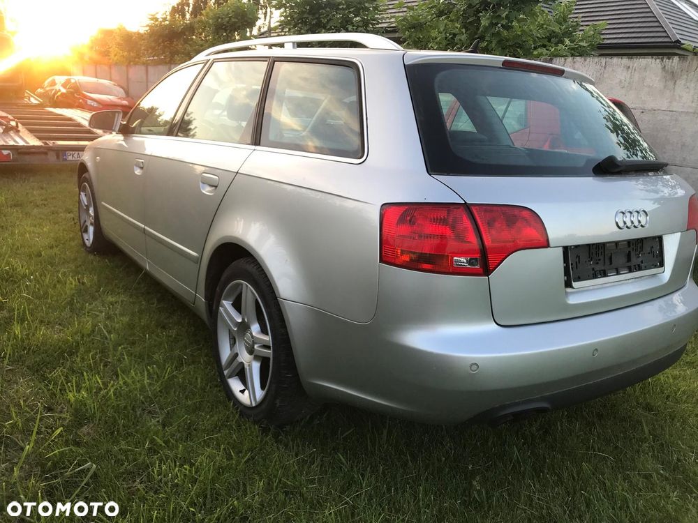 Audi A4 Avant - 4