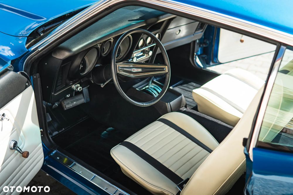 Ford Mustang - 18