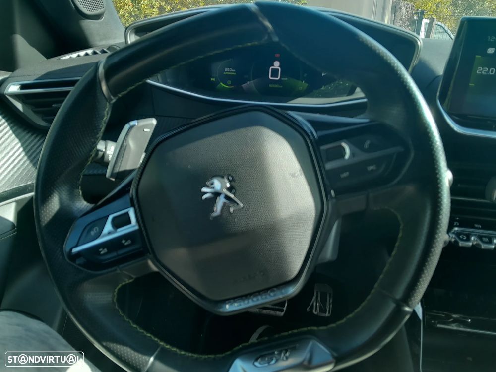 Peugeot 2008 1.2 PureTech GT Line EAT8 - 18