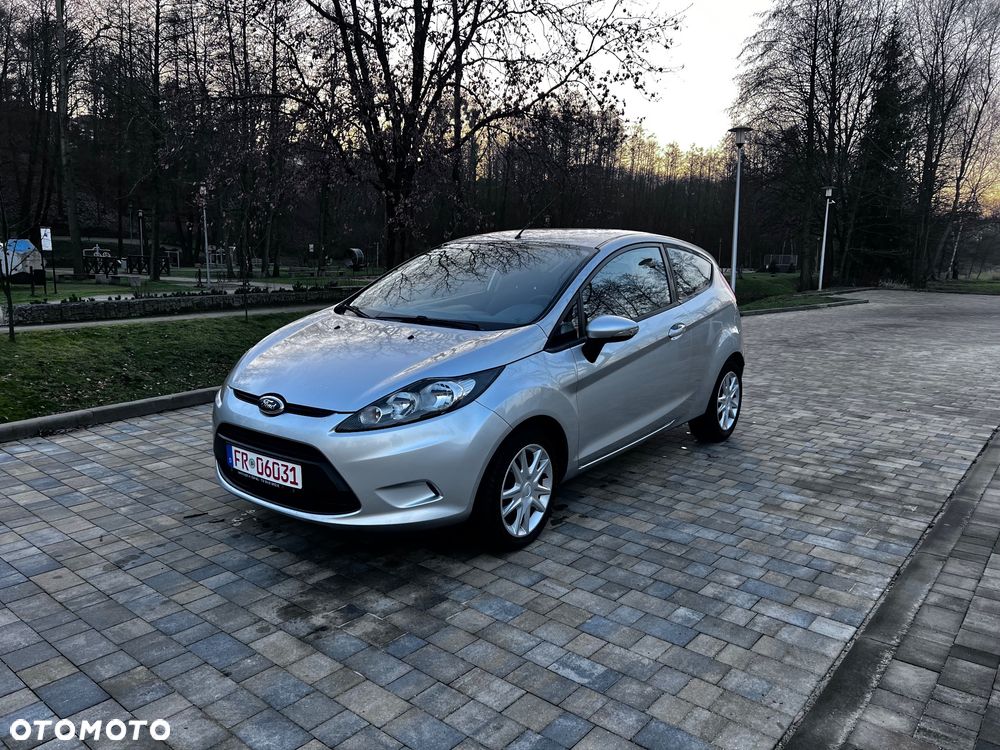 Ford Fiesta - 2