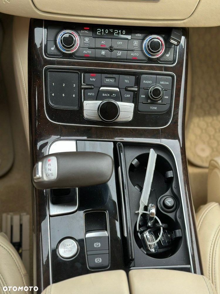 Audi A8 - 36