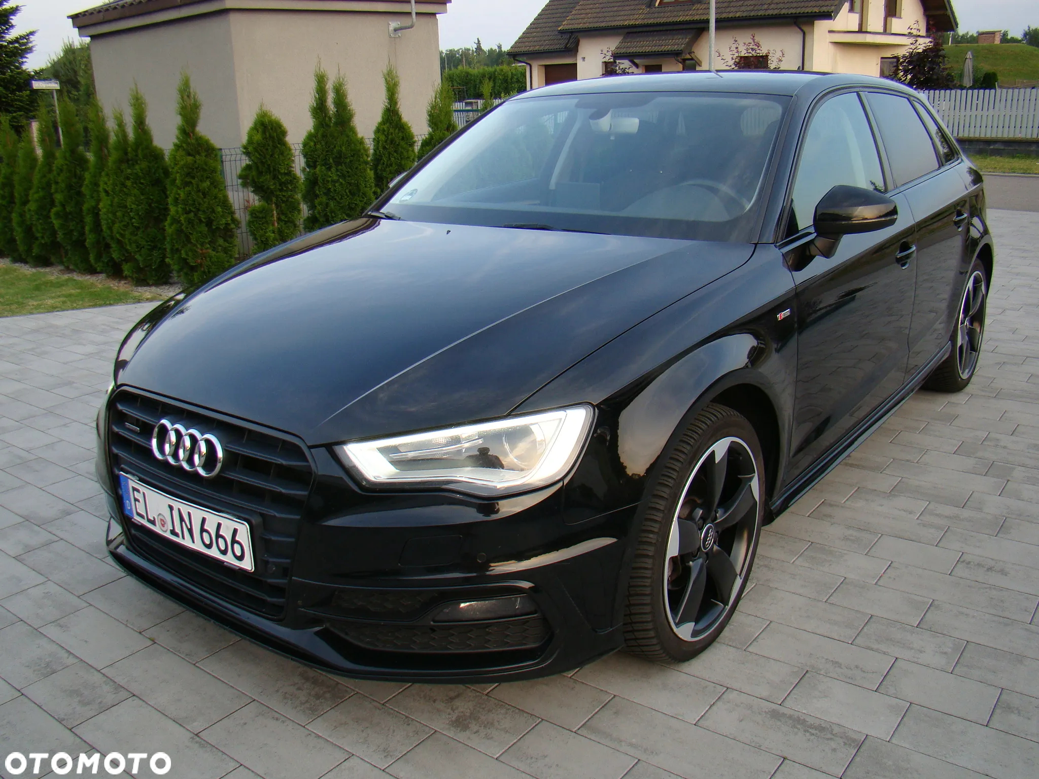 Audi A3 2.0 TDI Sportback quattro S line Sportpaket - 4