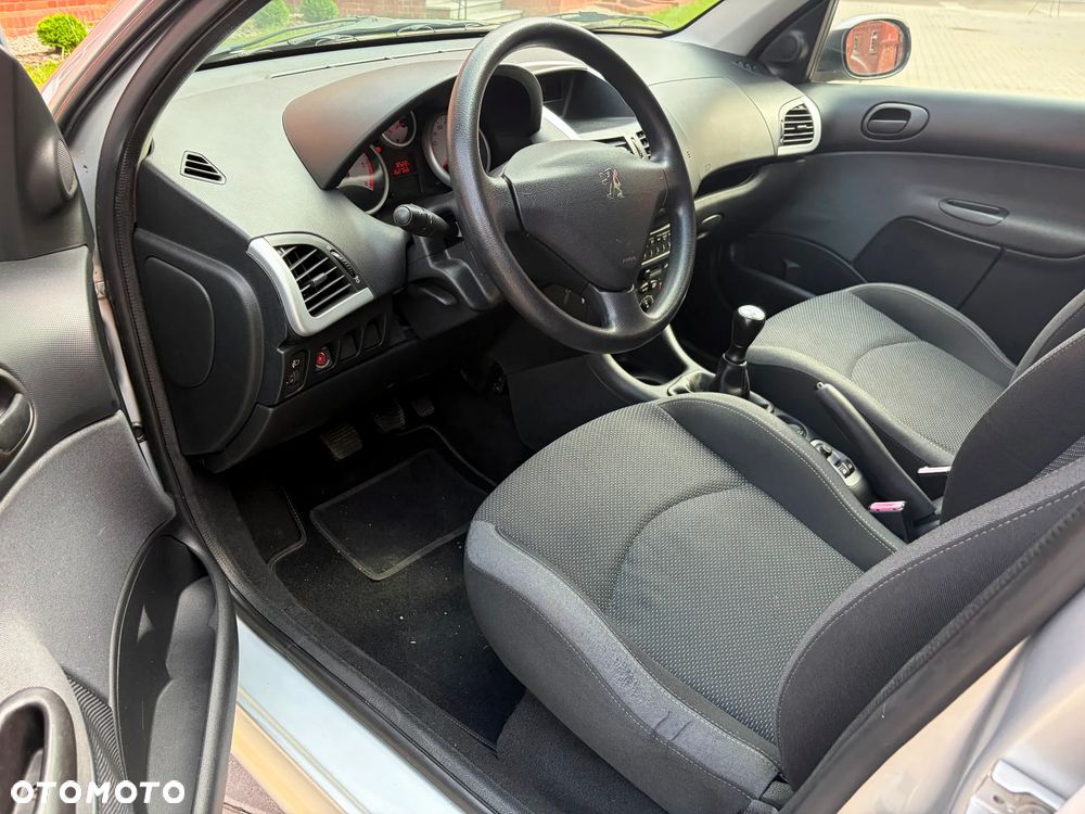 Peugeot 206 - 2