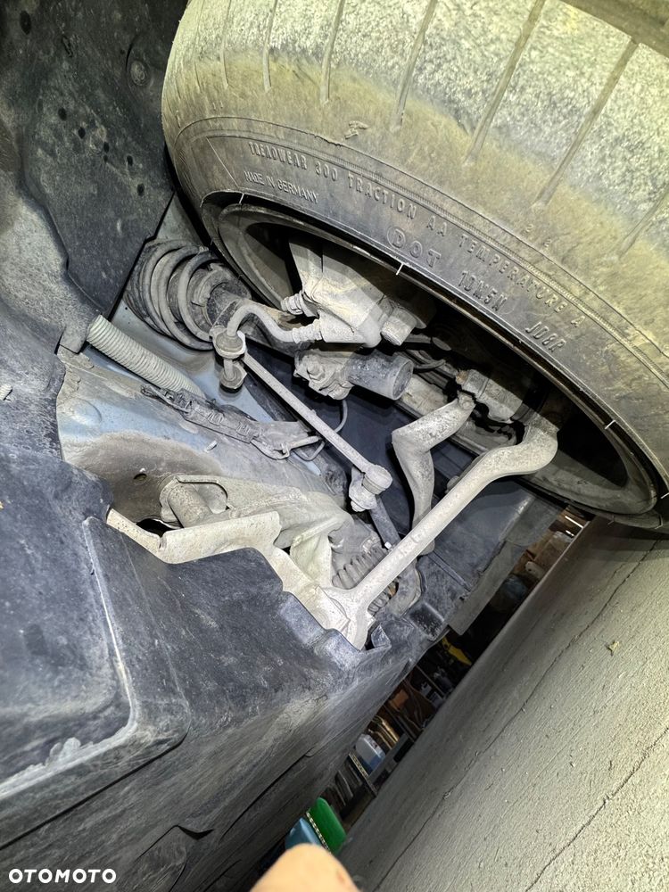 BMW Seria 3 325i - 15