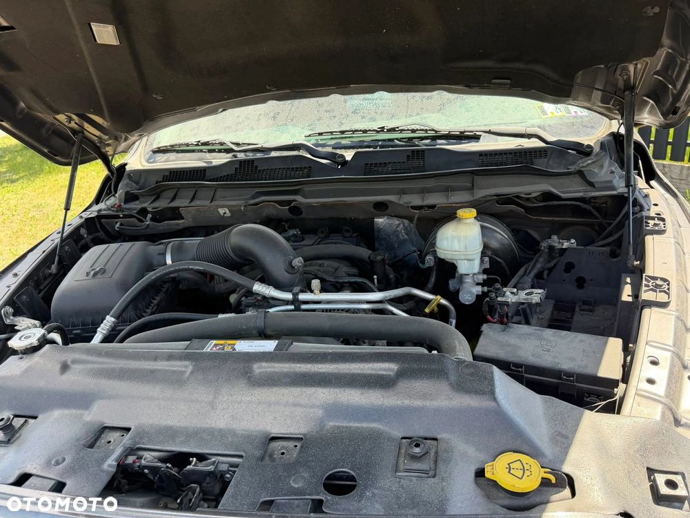 Dodge RAM 5.7 4x4 - 5