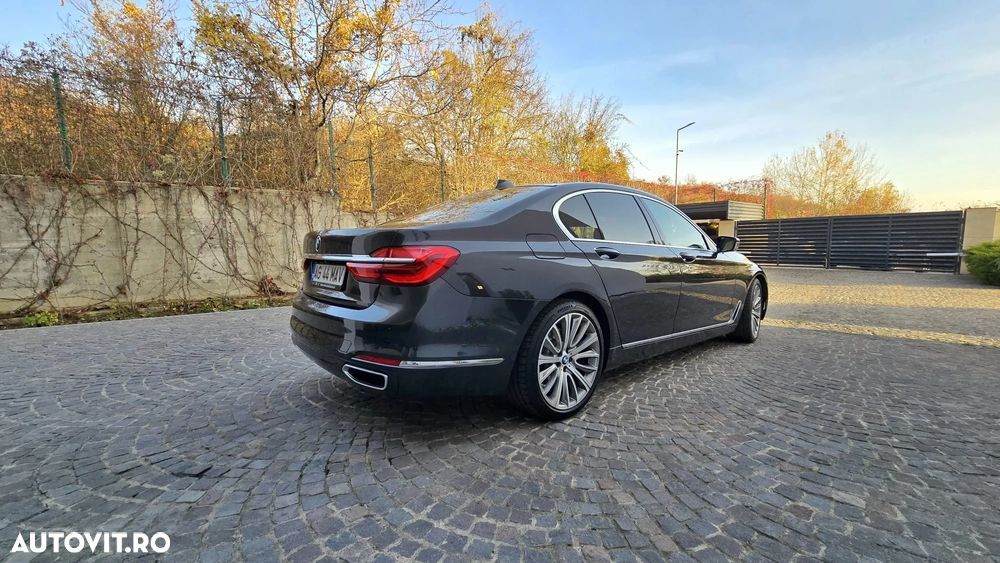 BMW Seria 7 730d xDrive - 4