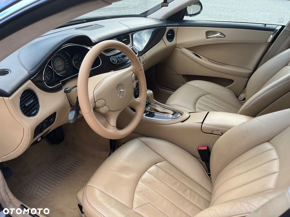 Mercedes-Benz CLS - 15