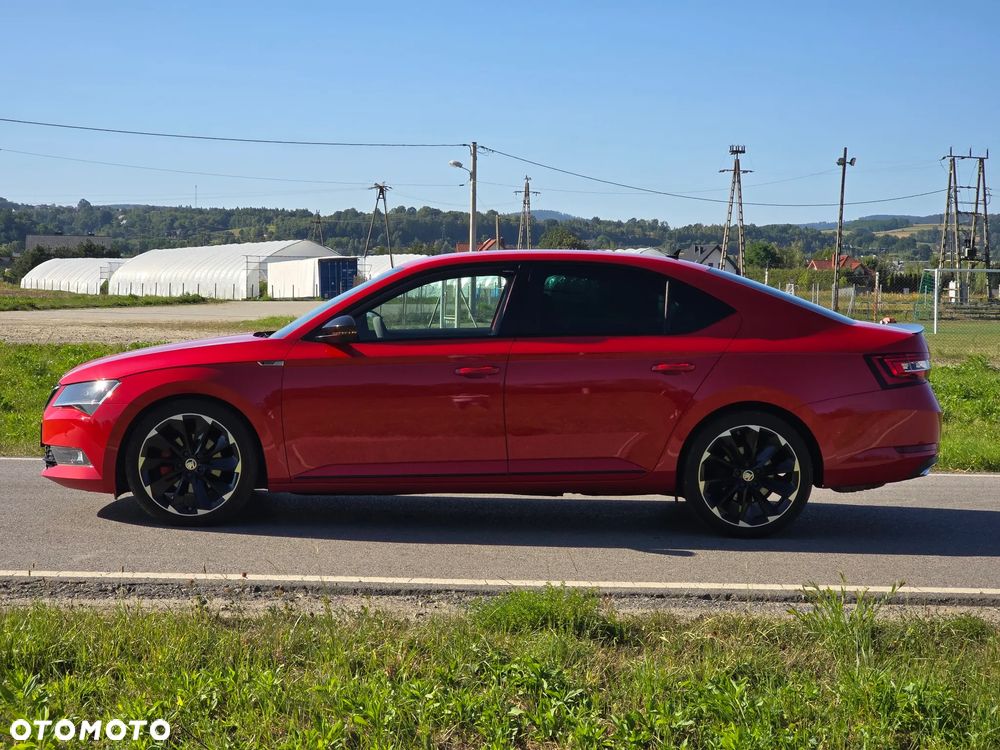 Skoda Superb 2.0 TDI 4x4 Sportline DSG - 10
