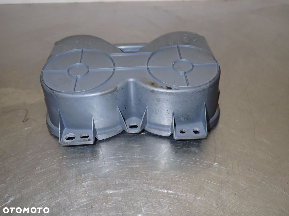 UCHWYT NA KUBEK TOYOTA RAV4 II LIFT - 5