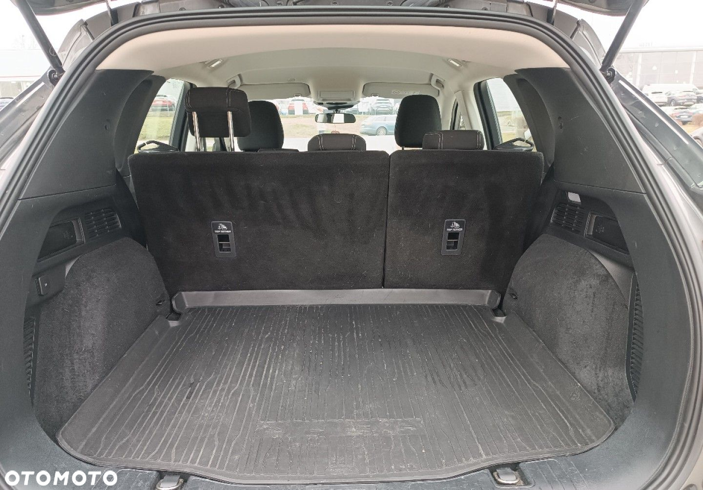 Ford Kuga - 13