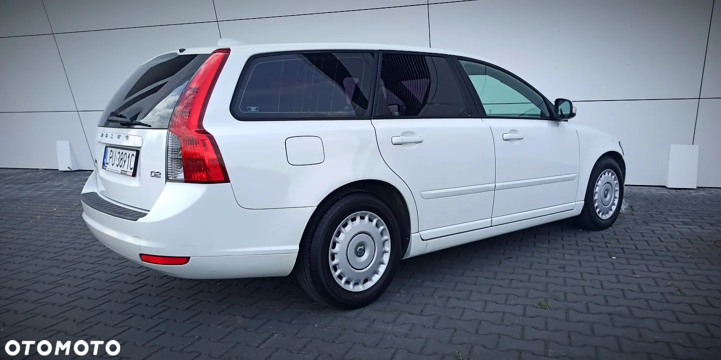 Volvo V50 D2 - 11