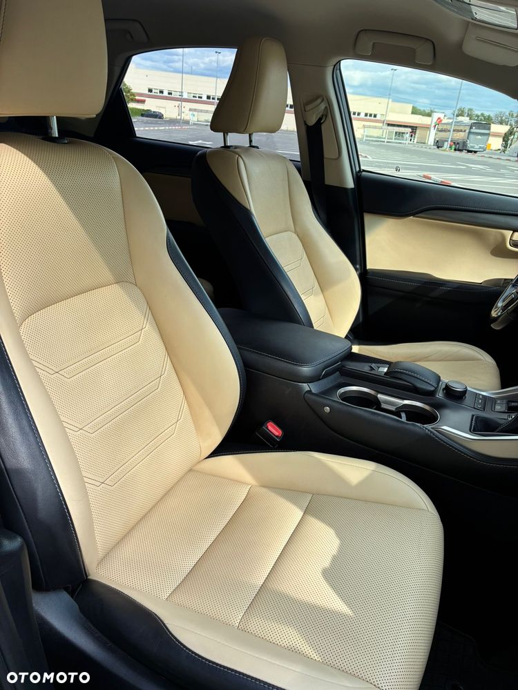 Lexus NX 200t Prestige AWD - 7