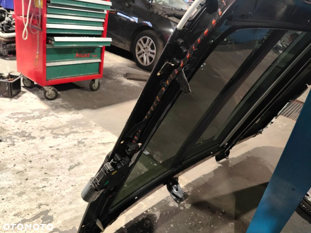 Szyberdach Audi Q7 - 3