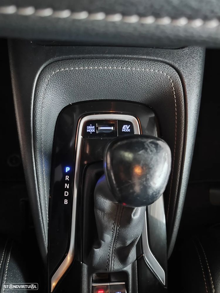 Toyota Corolla Touring Sports 1.8 Hybrid Comfort - 31