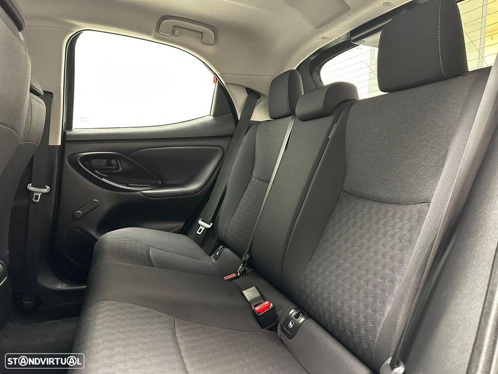 Toyota Yaris - 13