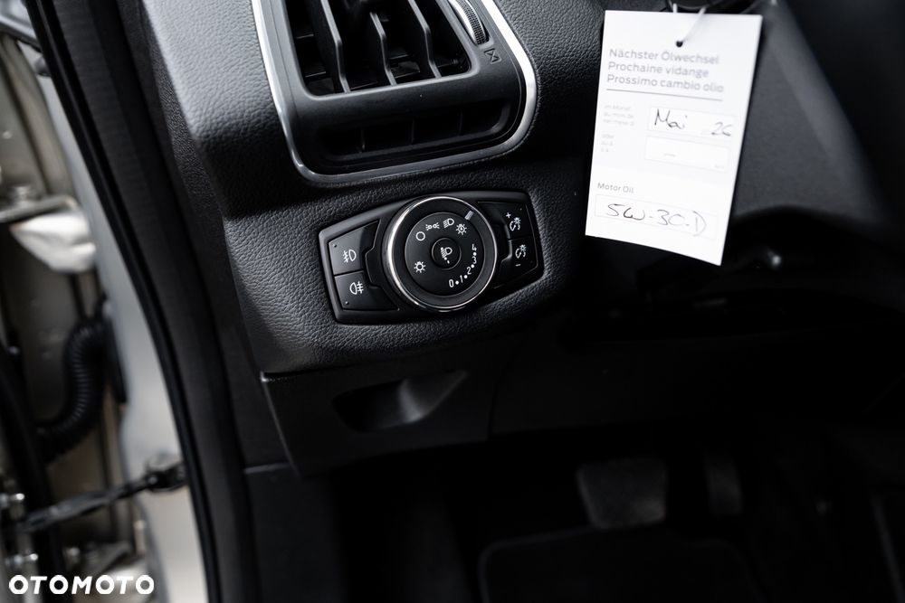 Ford B-MAX 1.6 Titanium - 27